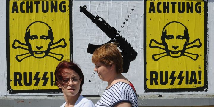 Το αντιρωσικό μένος εκφράζεται στο πρόσωπο του Πούτιν, Βαρσοβία, φωτο της Monde 24/07/14