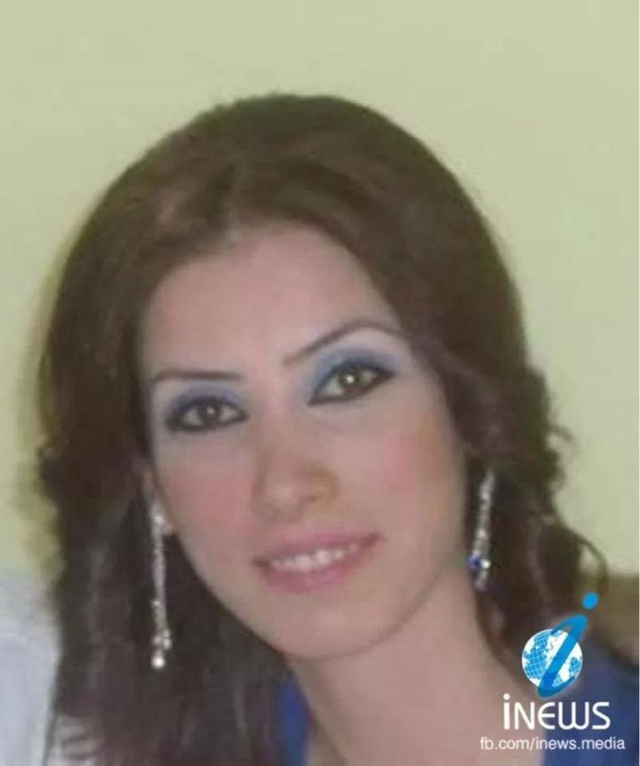 αυτή η κοπέλα έπσε νερή από τους αντάρτες δυο βήματα από την εκκλησία