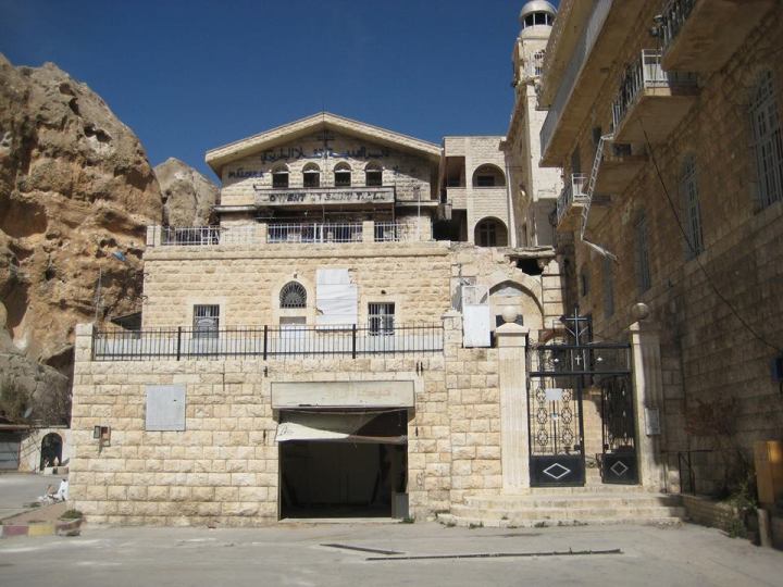 11046871_684281778350518_3920535882765308749_n