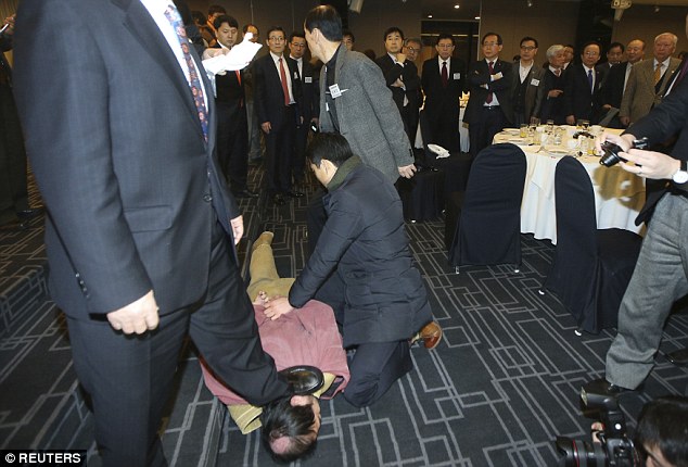 -2980097-image-a-43_1425519079040