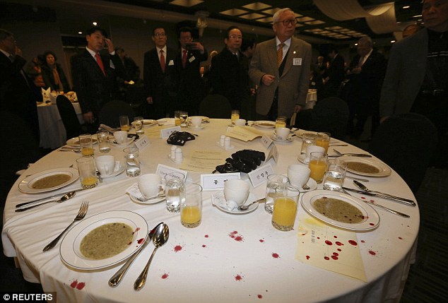 00578-2980097-image-a-42_1425519013220