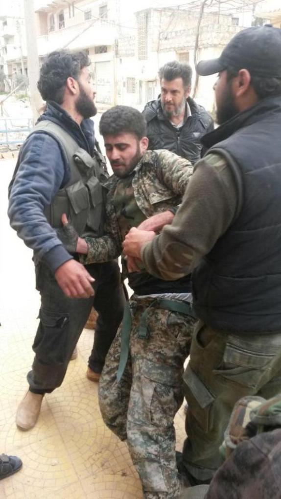 gefangener-soldat-cbl5f25usaefgqn