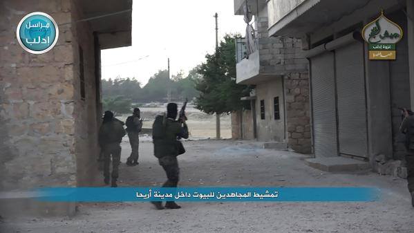 oi τζιχαντιστές εισβάλουν στην Παλμύρα 