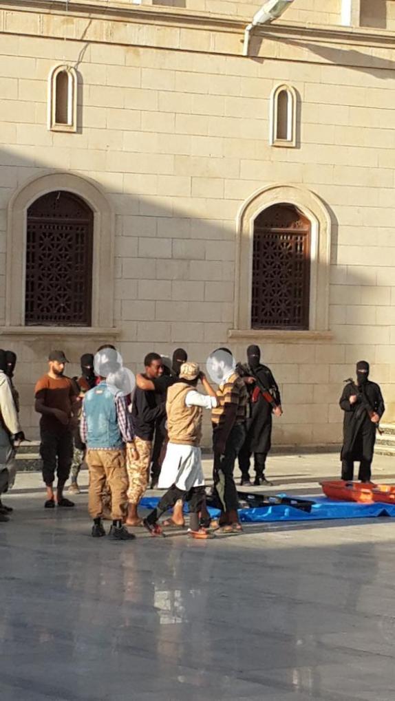 IS executes two young men in Derna in Libya accused of robbery 2