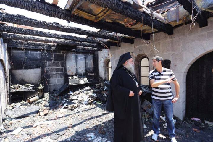 11403093_846815478727363_5380523817399399508_n