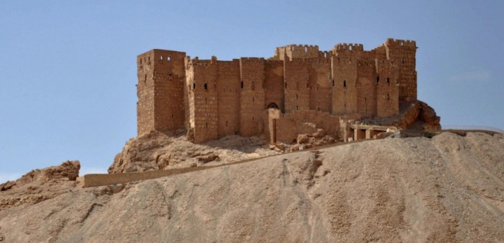 A general view taken on May 18, 2015 shows the castle of the ancient Syrian city of Palmyra, a day after Islamic State (IS) group jihadists fired rockets into the city and killing five people. Fierce clashes have rocked Palmyra's outskirts since IS launched an offensive on May 13 to capture the 2,000-year-old world heritage site nicknamed "the pearl of the desert".  AFP PHOTO /STR