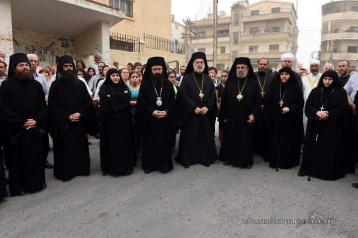 12004719_609844389119278_2169542646263689976_n