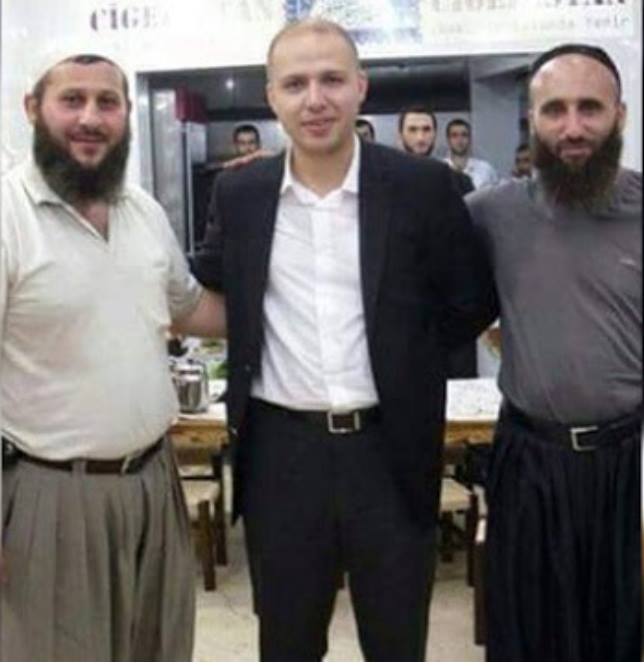 11202884_10153714918356678_1917982147395626225_n