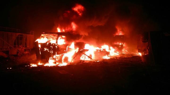 12308727_959423560761196_1970682880233012993_n