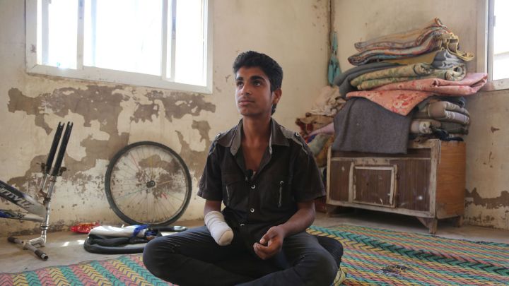 bachar-qassem-chez-lui-a-al-hol-le-31-mai-2016_5615475